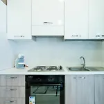 Charming 1 Bedroom Off Republic Street Sleeps 4 Apartment