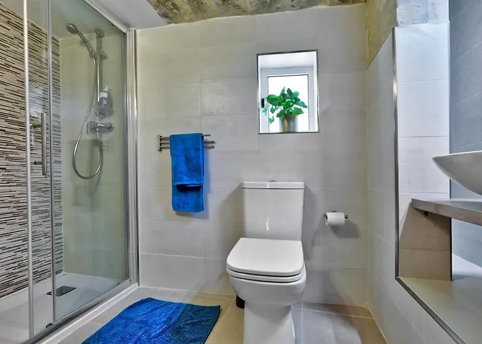 Charming 1 Bedroom Off Republic Street Sleeps 4 Appartamento *